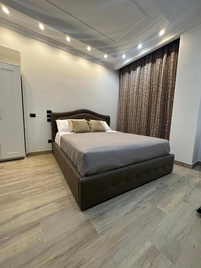 Le Chic Rooms Napels Buitenkant foto
